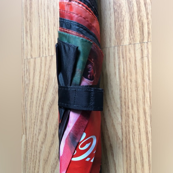 San Francisco Giants 2012 World Series Champions Umbrella - Picture 4 of 16